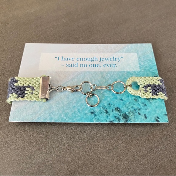 💎 3/$30: Elephant Bracelet - Picture 3 of 3